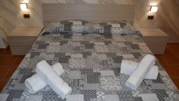 1 camera, ferro/asse da stiro, Wi-Fi gratuito, lenzuola