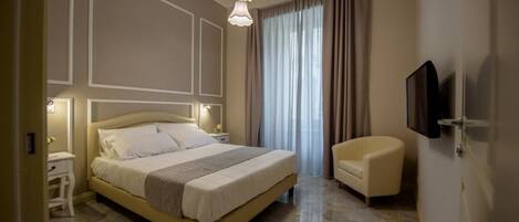 1 bedroom, bed sheets