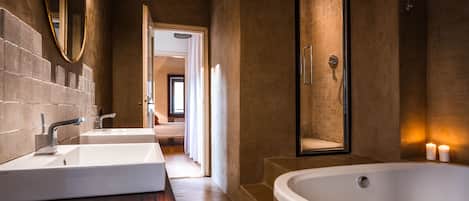 Hair dryer, towels, toilet paper