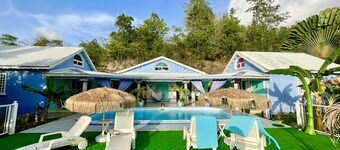 Room + breakfast every morning + 2 meals included in your stay.