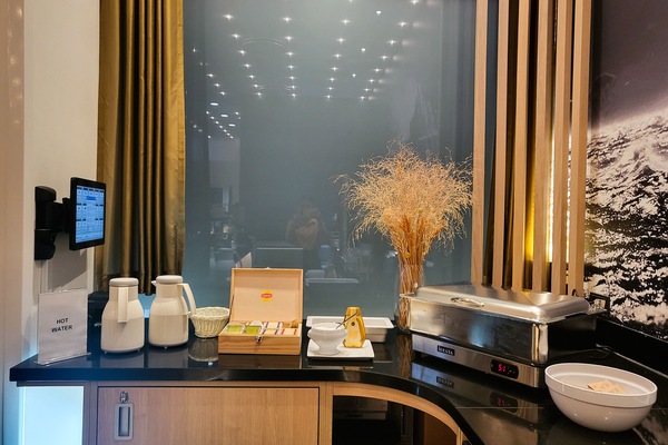 Daily continental breakfast for a fee