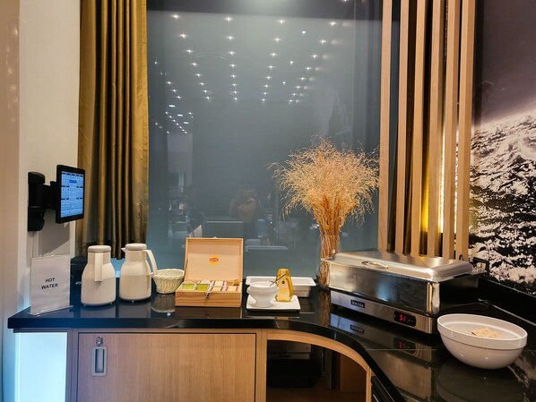 Daily continental breakfast for a fee