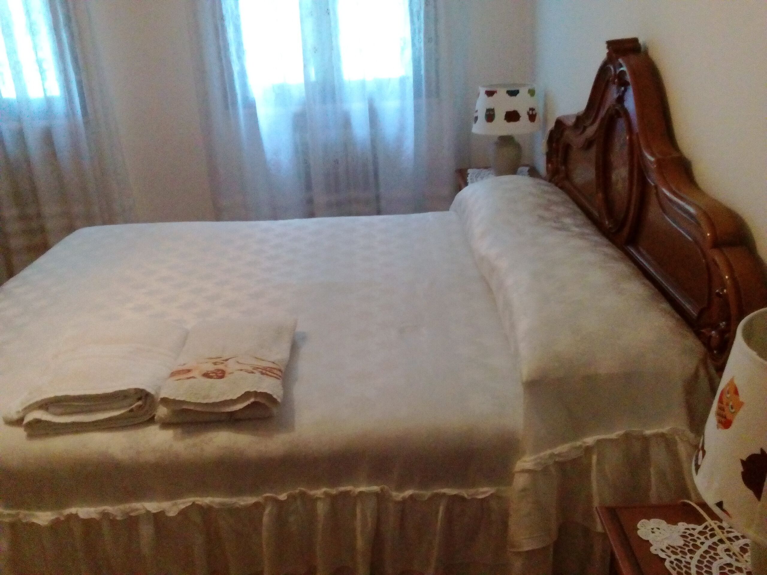 2 chambres, bureau, fer et planche à repasser, Wi-Fi gratuit