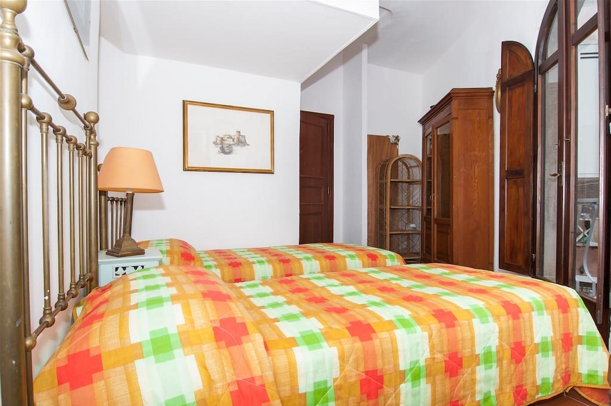 2 Schlafzimmer, Schreibtisch, Bügeleisen/Bügelbrett, kostenloses WLAN