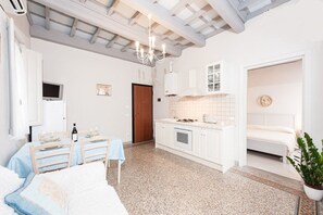 Interior - Apartment in the center, all sights are within walking distance (Firenze)