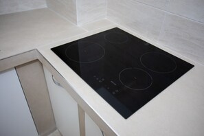 Fridge, oven, stovetop, coffee/tea maker - Central house 200 mt from the beach (TL57) (Torre Lapillo)