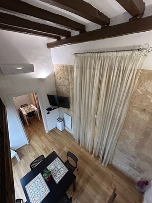Dining - D'Epoca Apartment in the Ancient Village (Bari)