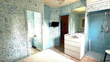 3 camere, ferro/asse da stiro, Wi-Fi, lenzuola