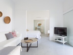 1 soverom, strykejern/-brett, internettilgang og sengetøy