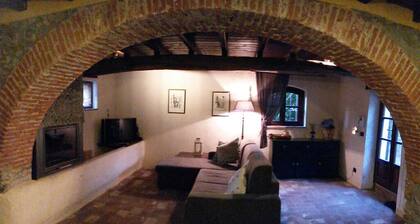 La Casetta - Rose Cottage in Tuscany