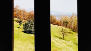 Vue depuis lâhĂ©bergement