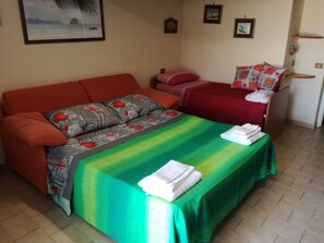 1 Schlafzimmer, Bügeleisen/Bügelbrett, WLAN, Bettwäsche