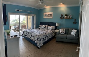 1 dormitori, planxa i posts de planxar, un bressol de viatge i wifi 