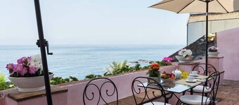 BLUE SANTA TECLA Ancient residence overlooking the Ionian sea