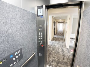 Building design - Guesthouse La Cava (Yokohama)