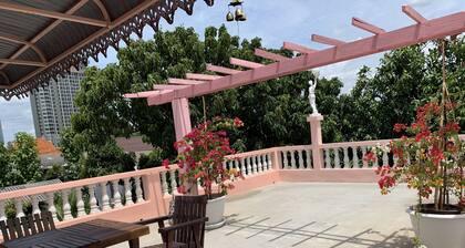 Gaiwandhanat Homestay