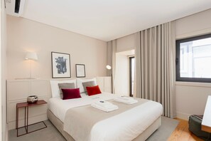 1 bedroom, iron/ironing board, WiFi, bed sheets - Liiiving in Porto - Light Boutique Apartment (Porto)
