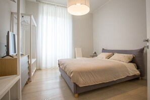 2 bedrooms, iron/ironing board, WiFi, bed sheets - a wonderful residence a stone's throw from San Pietro wi fi free (Roma)