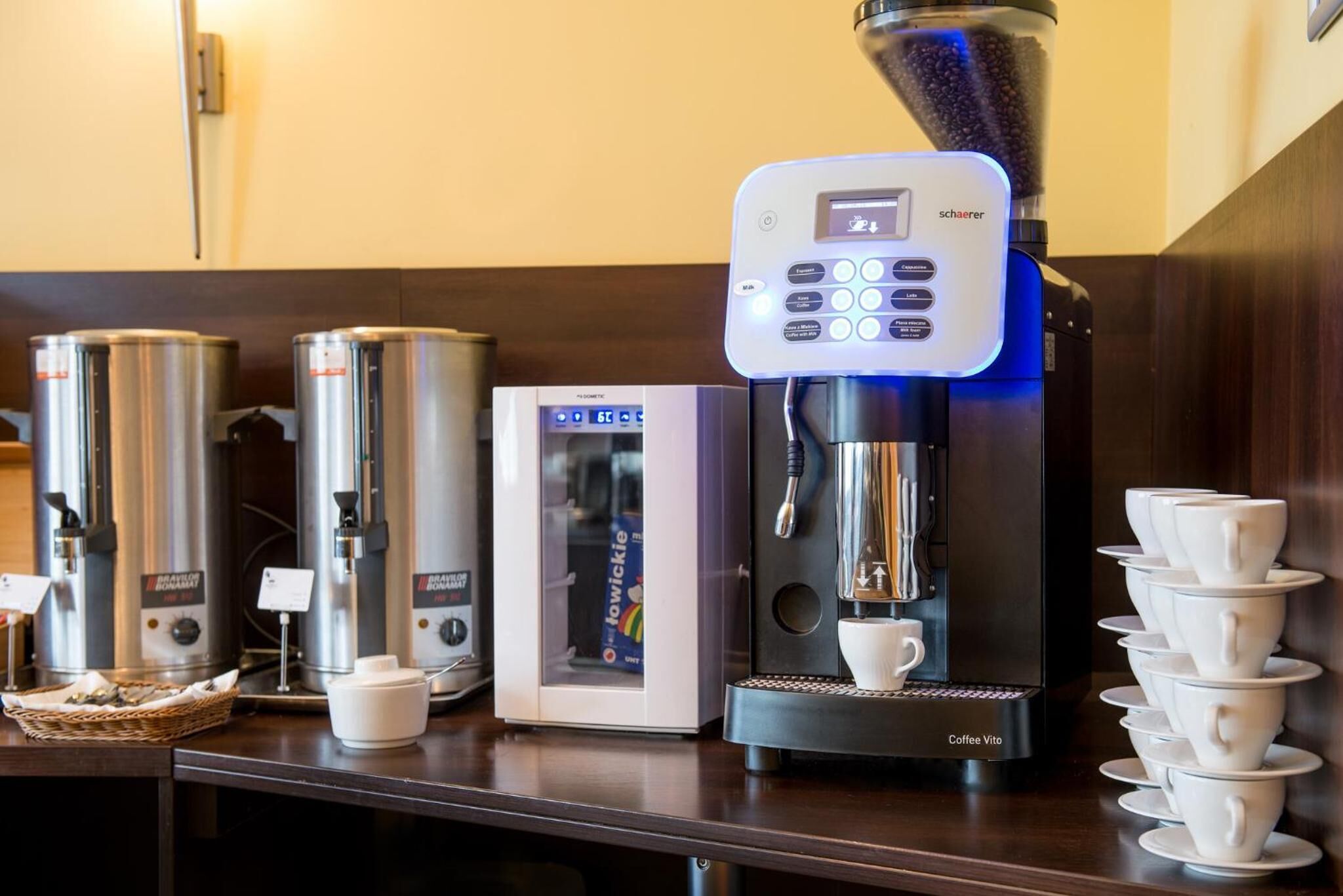 breakfast, lunch, dinner served; polish cuisine