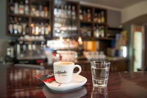 Bar (on property) - Hotel Krakus (Kraków)