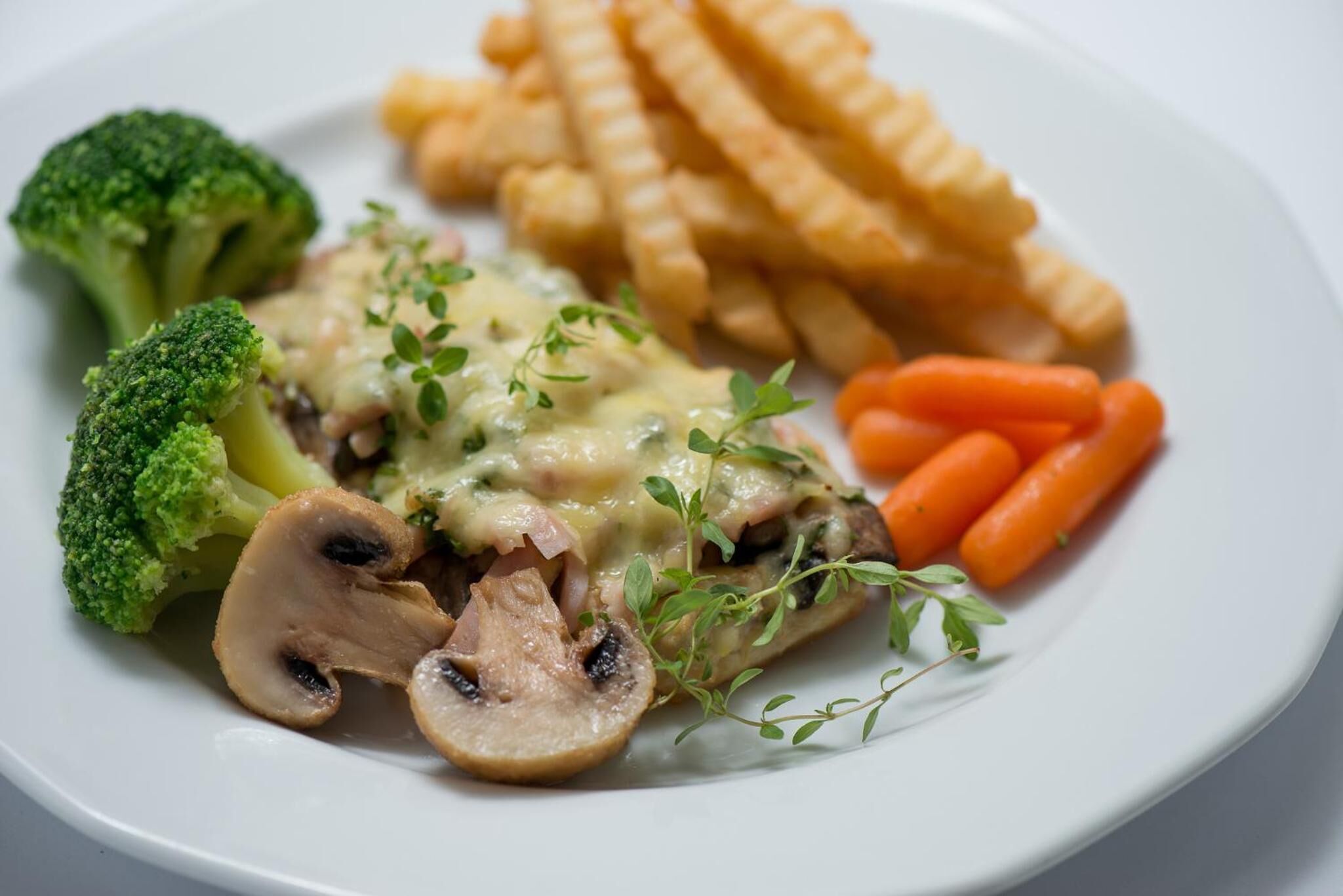 breakfast, lunch, dinner served; polish cuisine