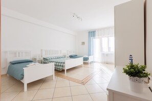 2 bedrooms, in-room safe, desk, soundproofing