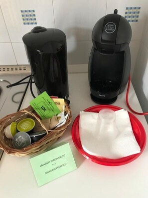 Kaffee und/oder Kaffeemaschine