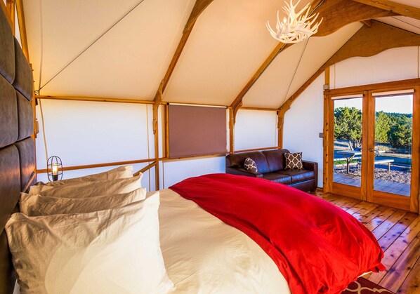 1 chambre, bureau, Wi-Fi gratuit, draps fournis