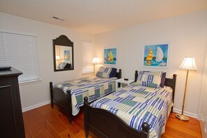 2 chambres, fer et planche Ă repasser, Wi-Fi gratuit, draps fournis