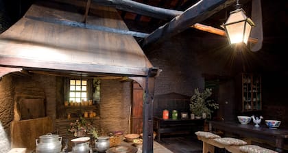 SOLAR DAS ARCAS Manor House: Deluxe Mountain