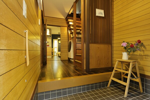 Interior - New Open! 3bedrooms, 1stop to Shin-Osaka, 3min to nearest station