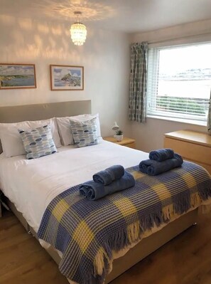 2 soverom, strykejern/-brett, wi-fi (inkludert) og sengetøy