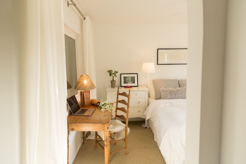 デザイナールーフトップゲストスイート！ GREAT VIEWS（ミッドウィルシャー/ミラクルマイル） 