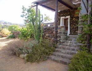 Exterior detail - Orange Dammuso (Pantelleria, Sicilia)