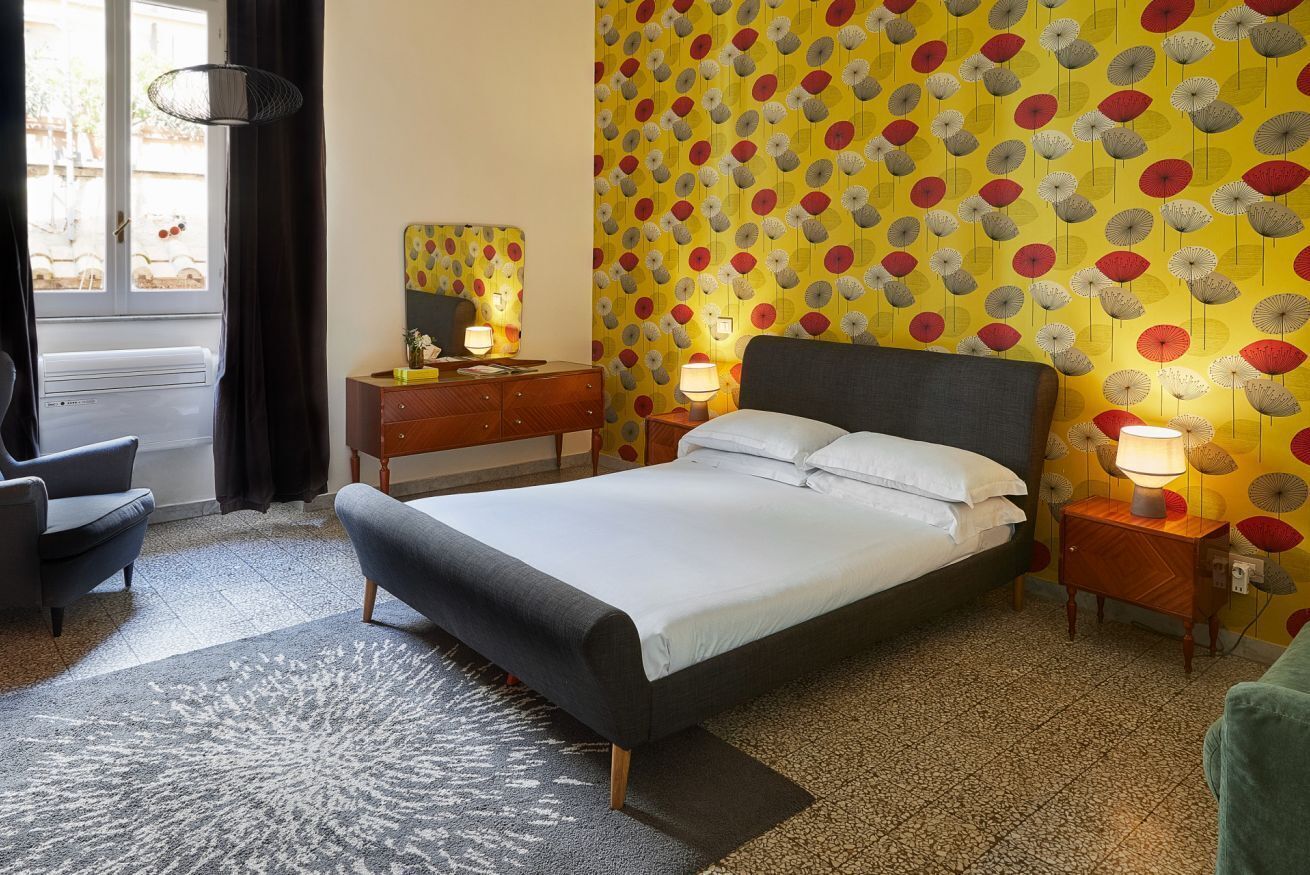 2 bedrooms, iron/ironing board, travel cot, WiFi