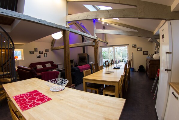 Interior - La Bergerie du Martinaa - Gite for 10 -Pet park - Heated swimming pool (Saint-Martin-De-La-Lieue)