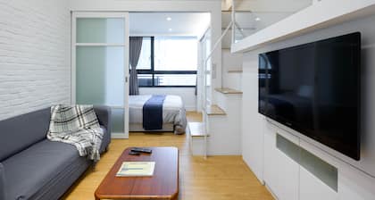 Studio Mini Heaven's View avec superbe vue sur la piscine