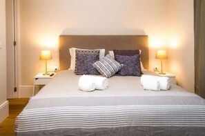 2 soverom, strykejern/-brett, wi-fi og sengetøy