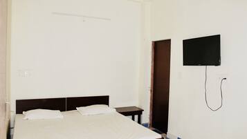 8 bedrooms, free WiFi