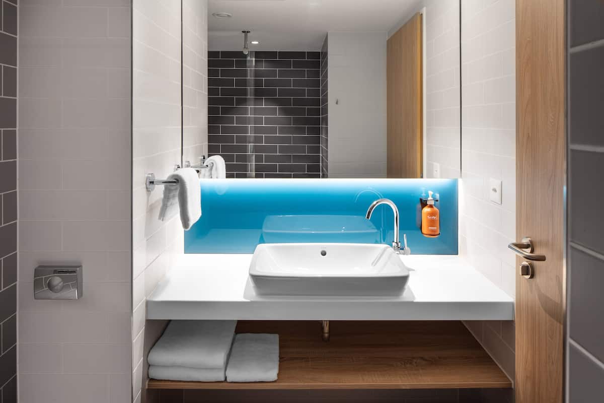 desk, soundproofing, iron/ironing board, free wifi