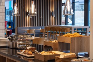 Café da manhã continental grátis todos os dias