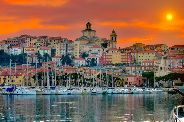 Imperia 10 Km vom Haus