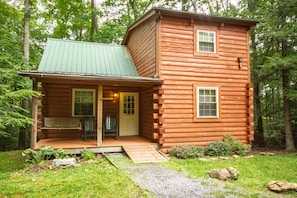 Exterior - Mountaineer Relaxing 2 Bedroom Cabin  (Hico)