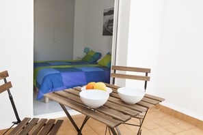 4 bedrooms, iron/ironing board, travel crib, free WiFi
