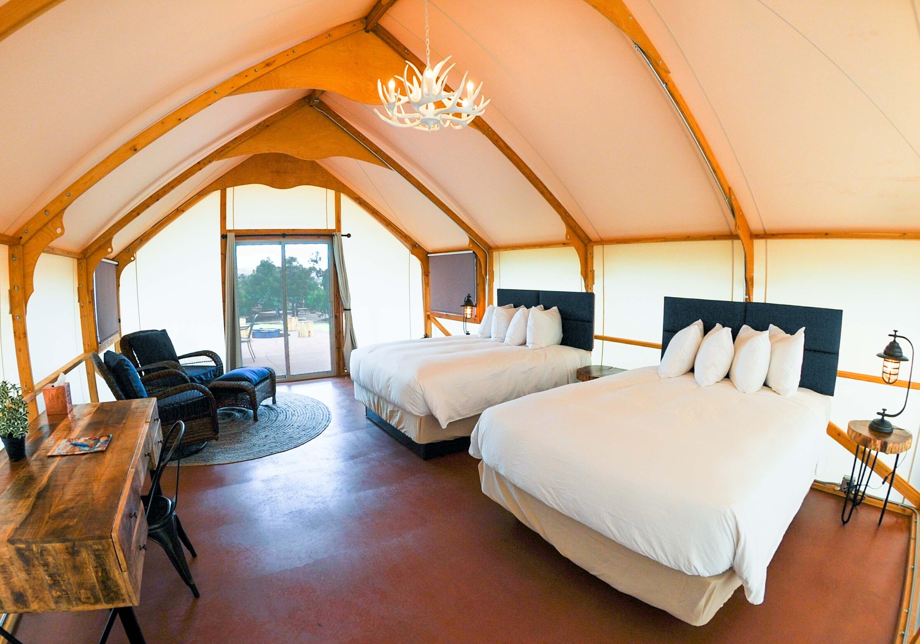 1 bedroom, desk, free WiFi, bed sheets