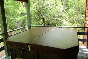 屋外スパ浴槽