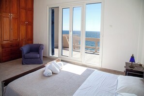 3 Schlafzimmer, Schreibtisch, Bügeleisen/Bügelbrett, kostenloses WLAN