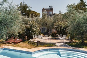 Pool - Suite in the tower of a farmhouse with pool, ideal for romantic getaways (Pesaro)