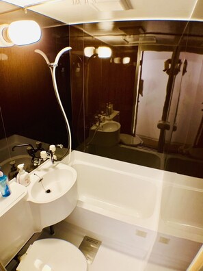 Design Room | Bathroom | Free toiletries, hair dryer, slippers, towels - Mifune Central-Bear Shimanouchi No.2 Hotel (Osaka)