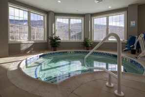 Piscine couverte, piscine chauffée
